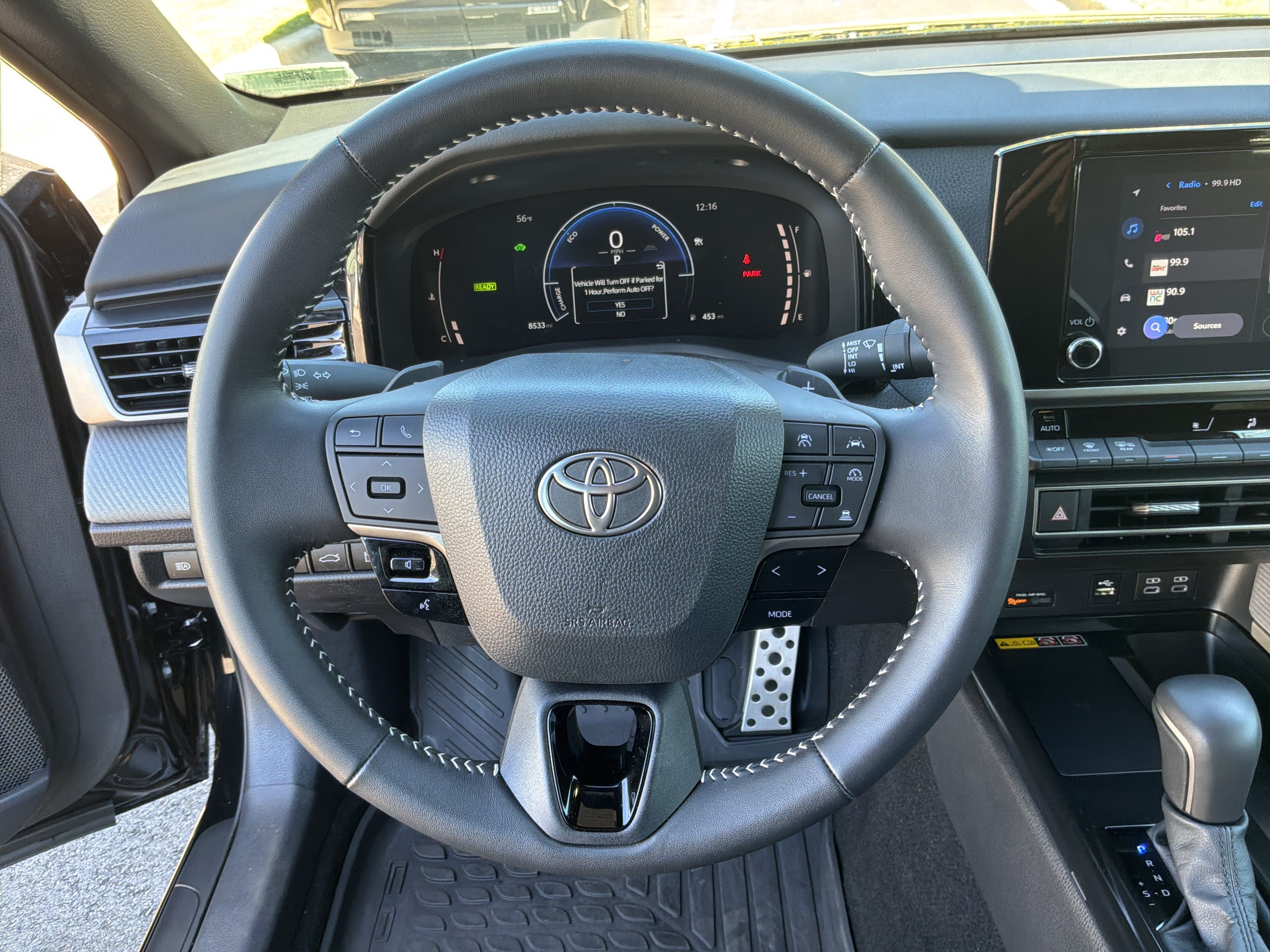 Used 2026 Toyota Camry SE FWD image 18
