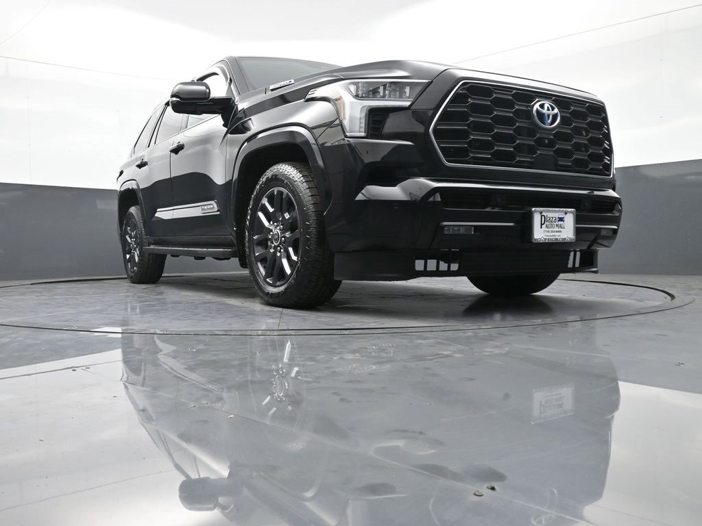 Certified 2023 Toyota Sequoia Platinum image 30