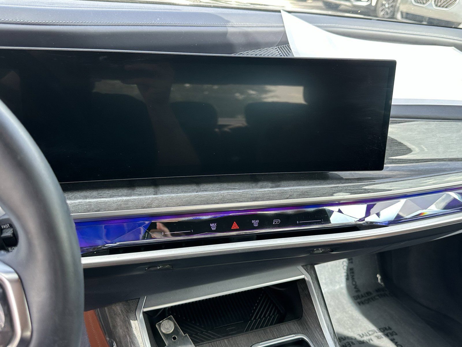 Used 2023 BMW i7 xDrive60 AWD/4WD image 25