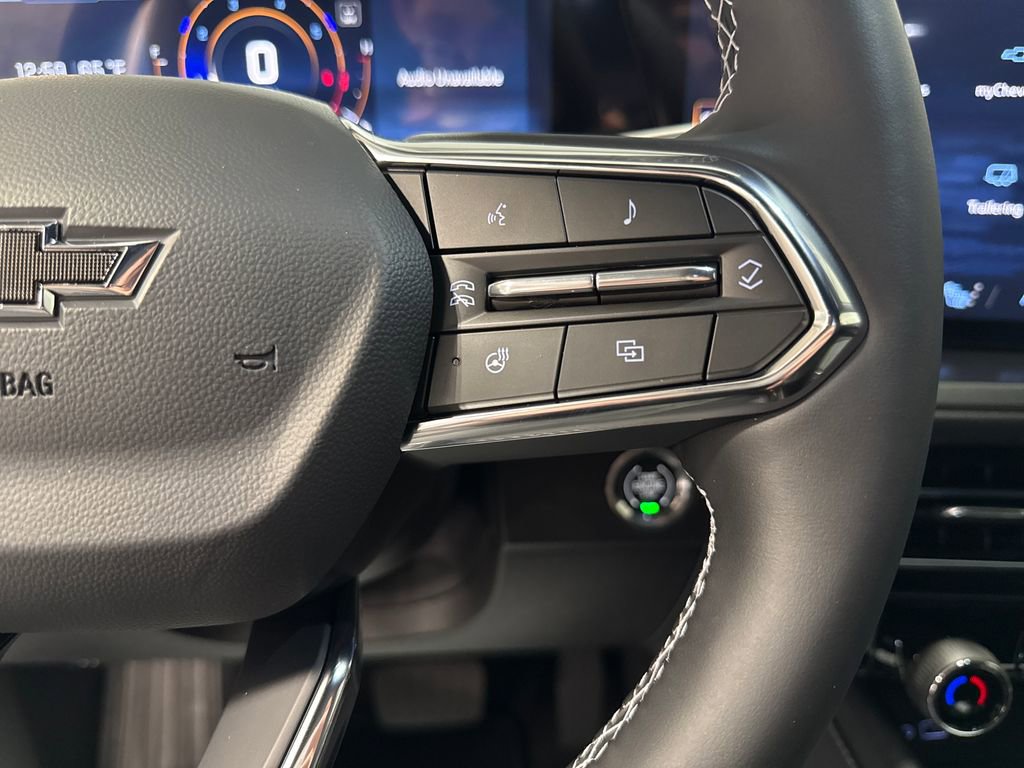 New 2026 Chevrolet Traverse LT w/ Midnight/Sport Edition AWD/4WD image 5