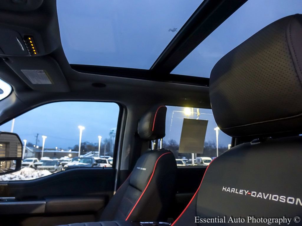 New 2026 Ford F250 Lariat w/ Black Appearance Package image 11