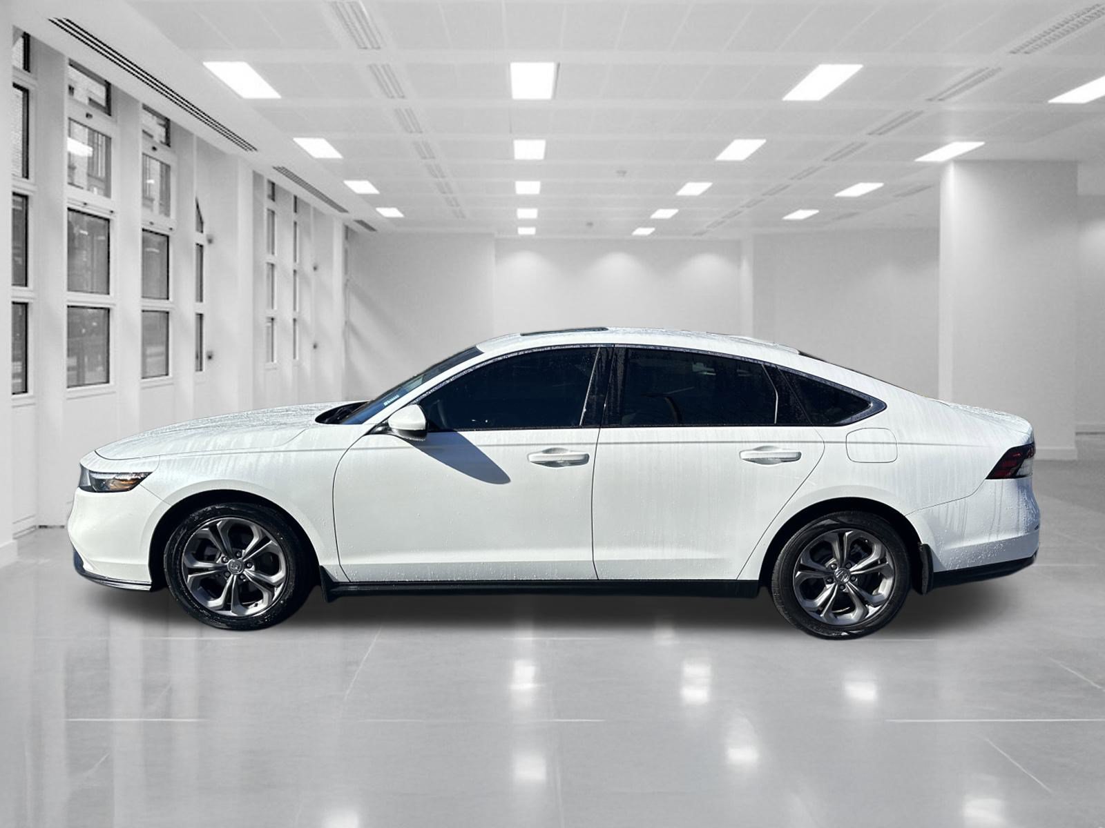 Used 2024 Honda Accord EX image 8