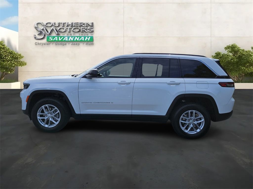 New 2024 Jeep Grand Cherokee Laredo X w/ Luxury Tech Group I image 2