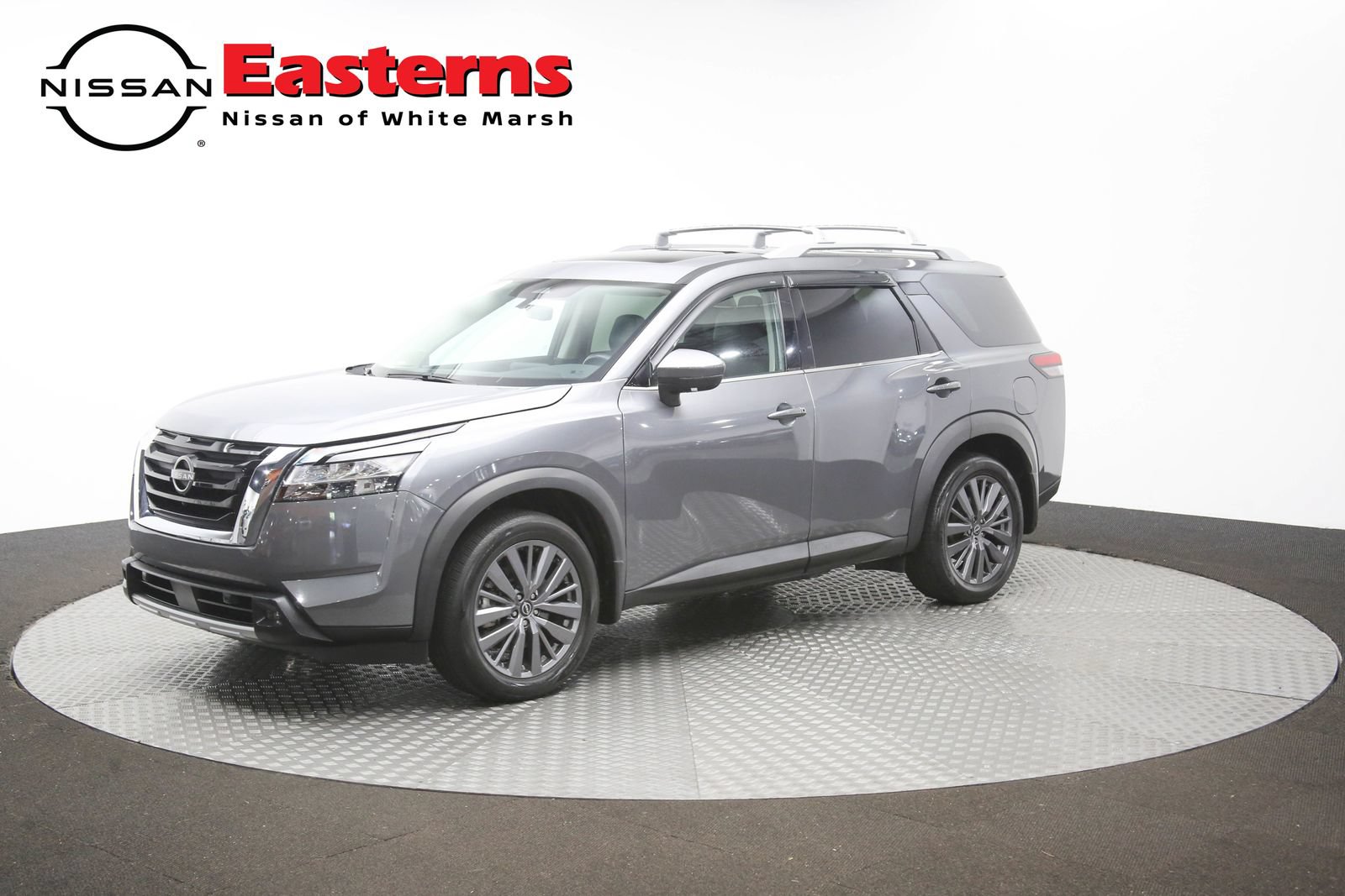 Used 2024 Nissan Pathfinder SL AWD/4WD image 56