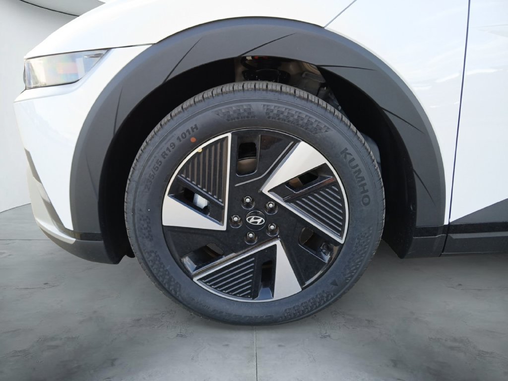 New 2027 Hyundai Ioniq 5 SE RWD image 14