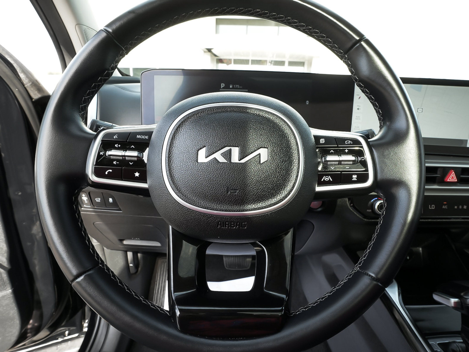 Used 2024 Kia Sorento X-Line EX AWD/4WD image 19
