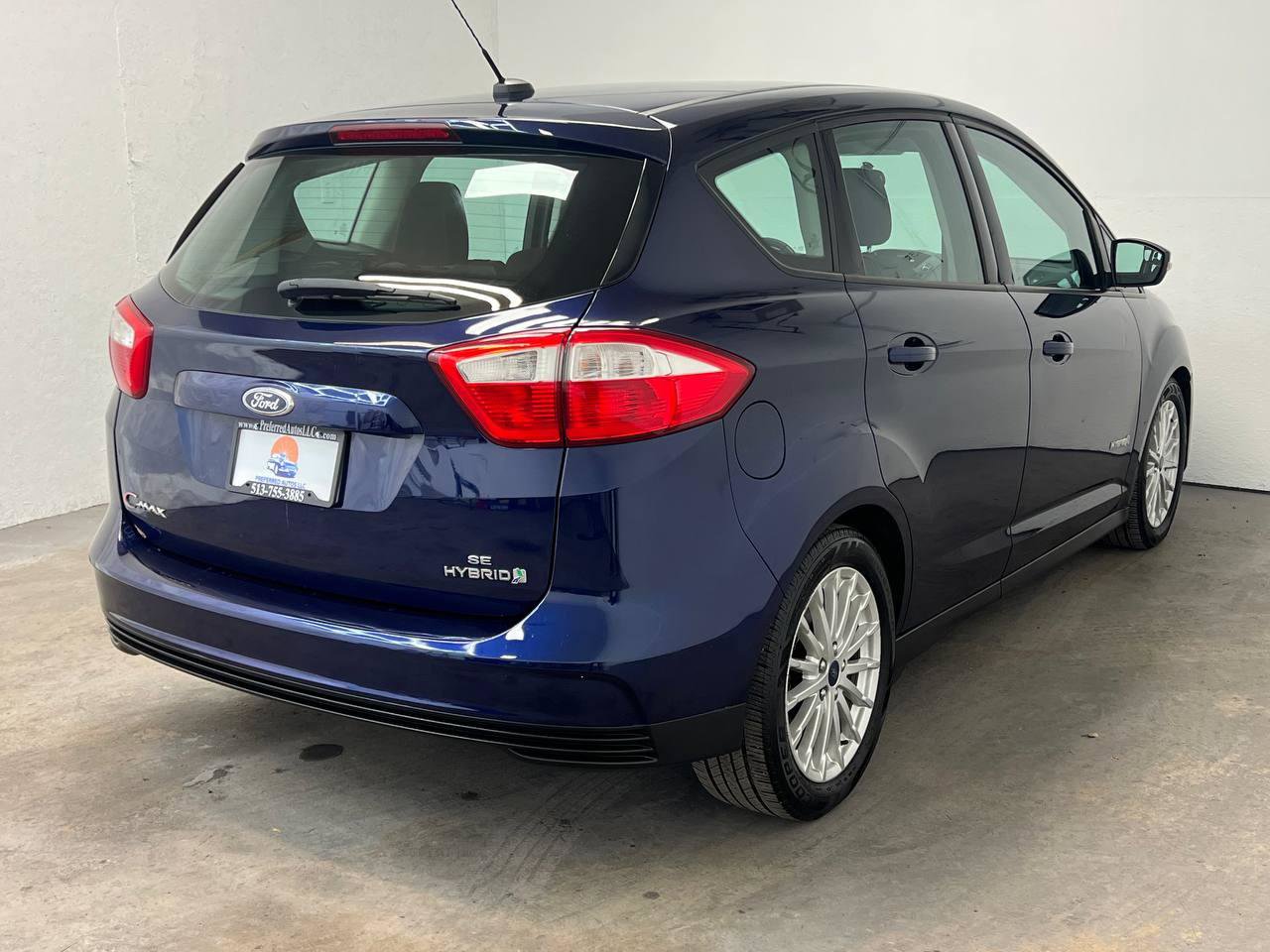 Used 2016 Ford C-MAX SE w/ Cargo Management Package image 6