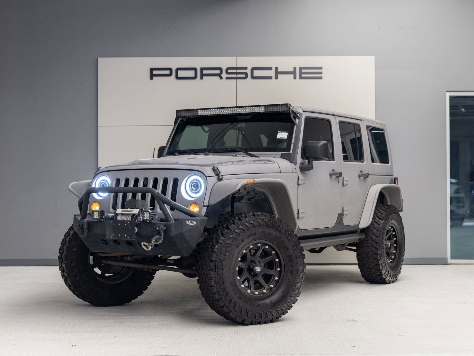 Used 2014 Jeep Wrangler Unlimited Sahara w/ Max Tow Package image 1