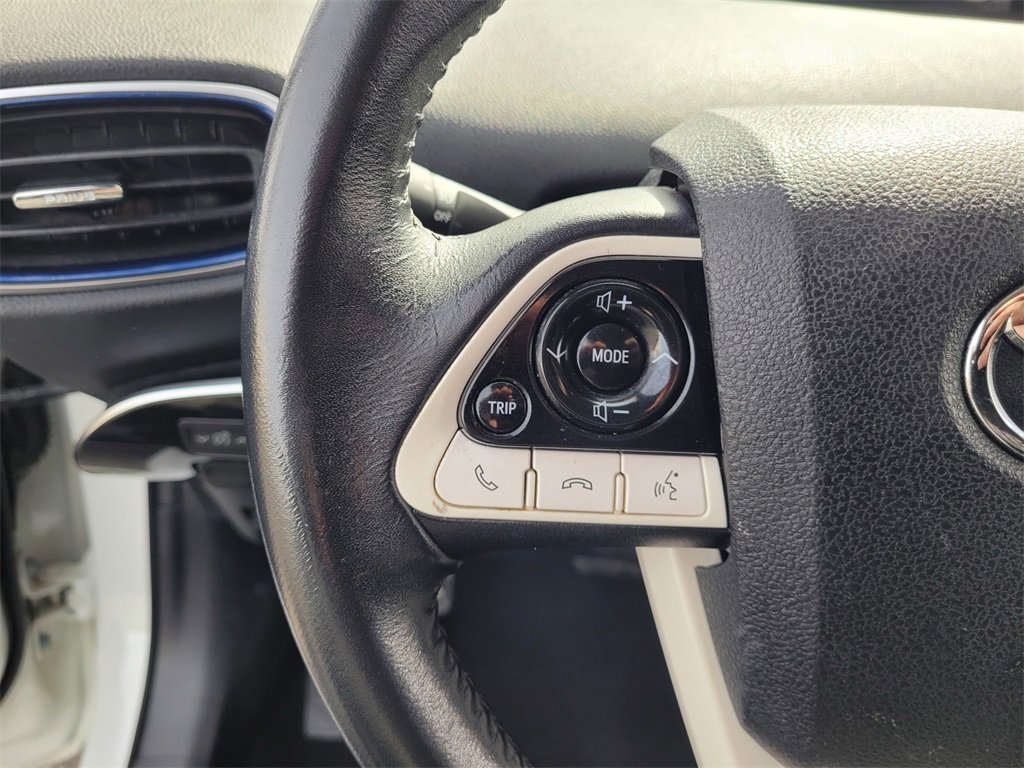 Used 2018 Toyota Prius Four Touring w/ Appearance Package image 22