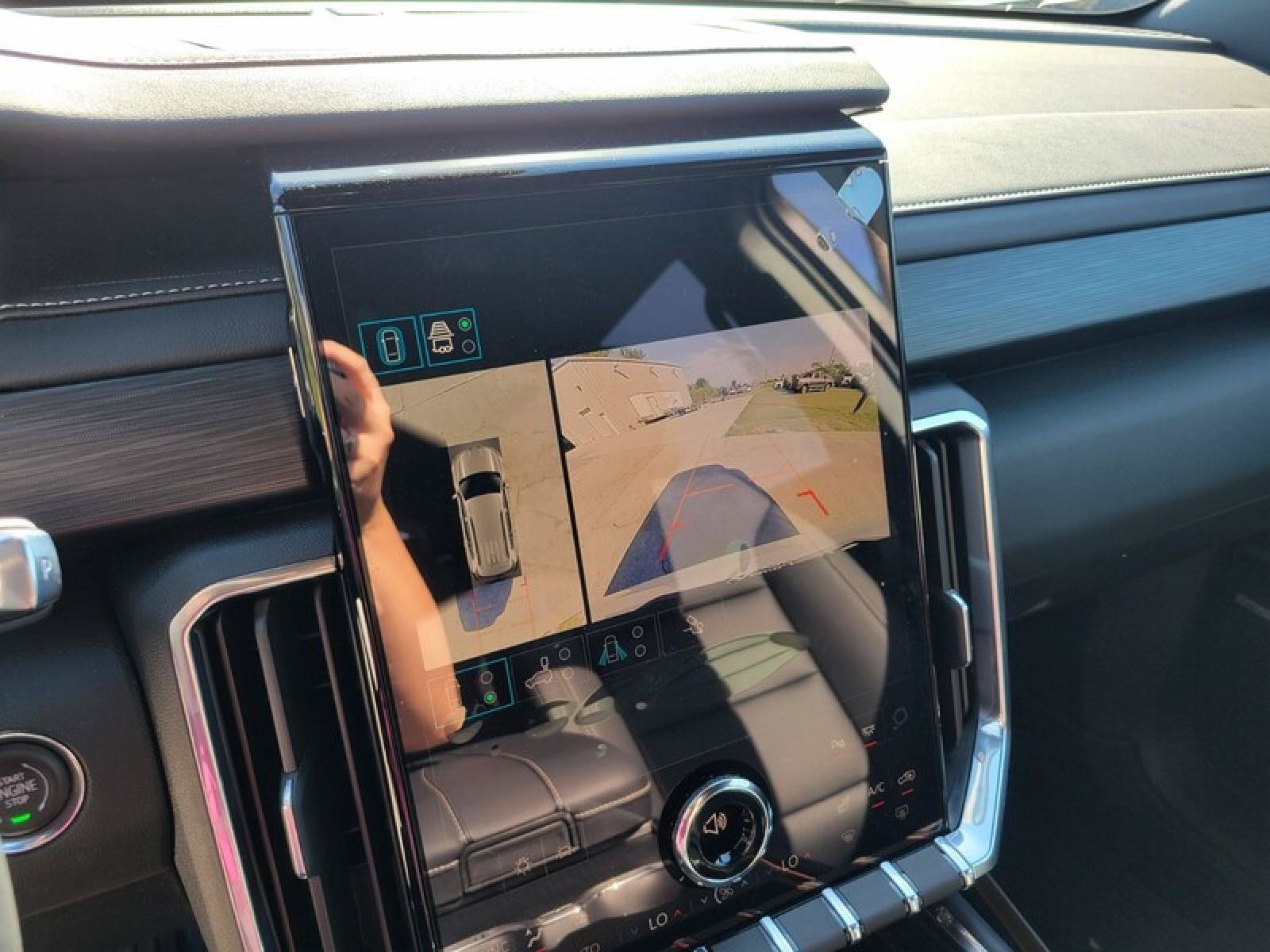 New 2026 GMC Acadia Elevation w/ Black Edition FWD image 23