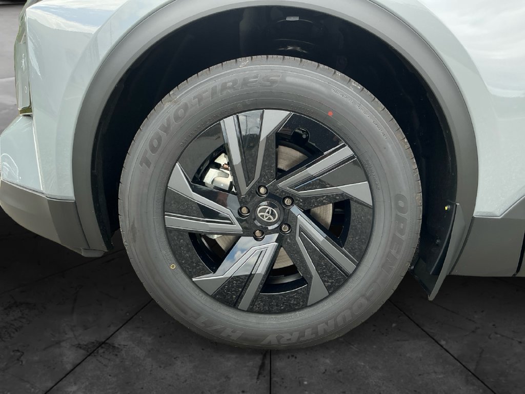 New 2026 Toyota C-HR AWD/4WD image 15