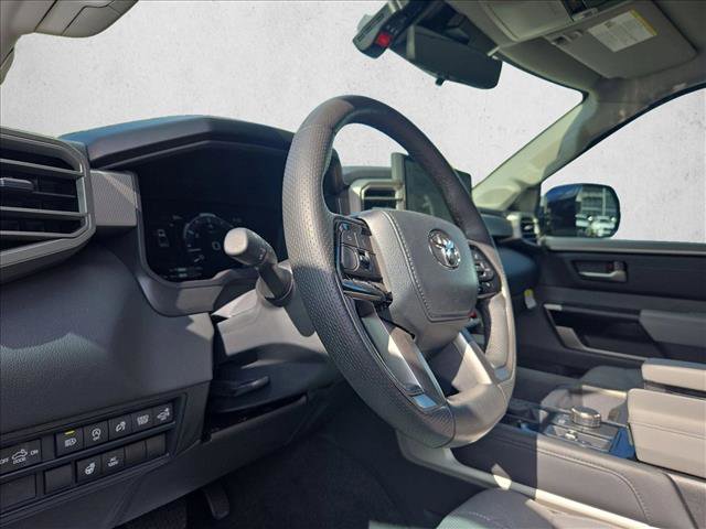 Used 2024 Toyota Tundra Limited AWD/4WD image 14