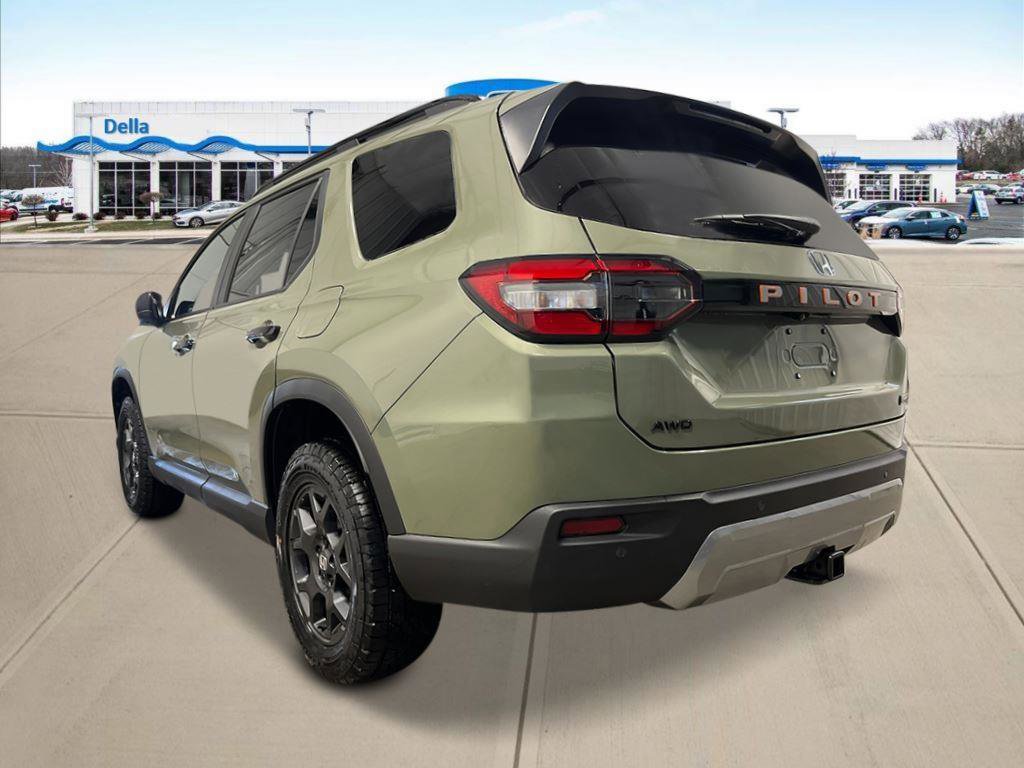 New 2026 Honda Pilot TrailSport image 5