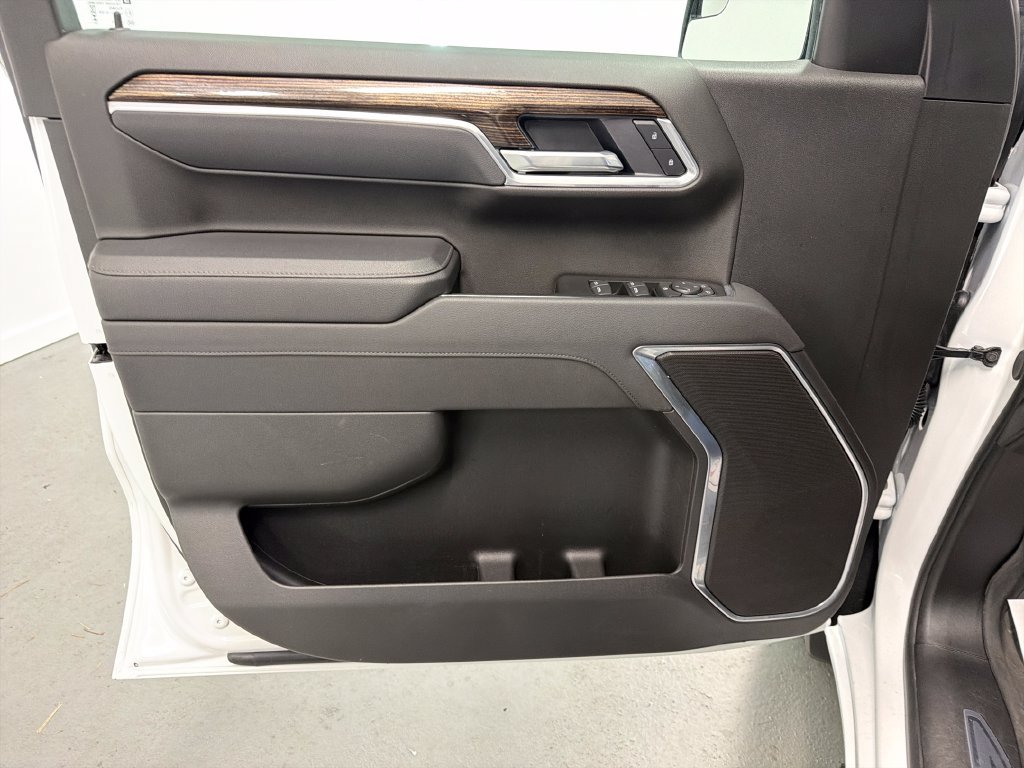 Used 2026 GMC Sierra 1500 SLE AWD/4WD image 17