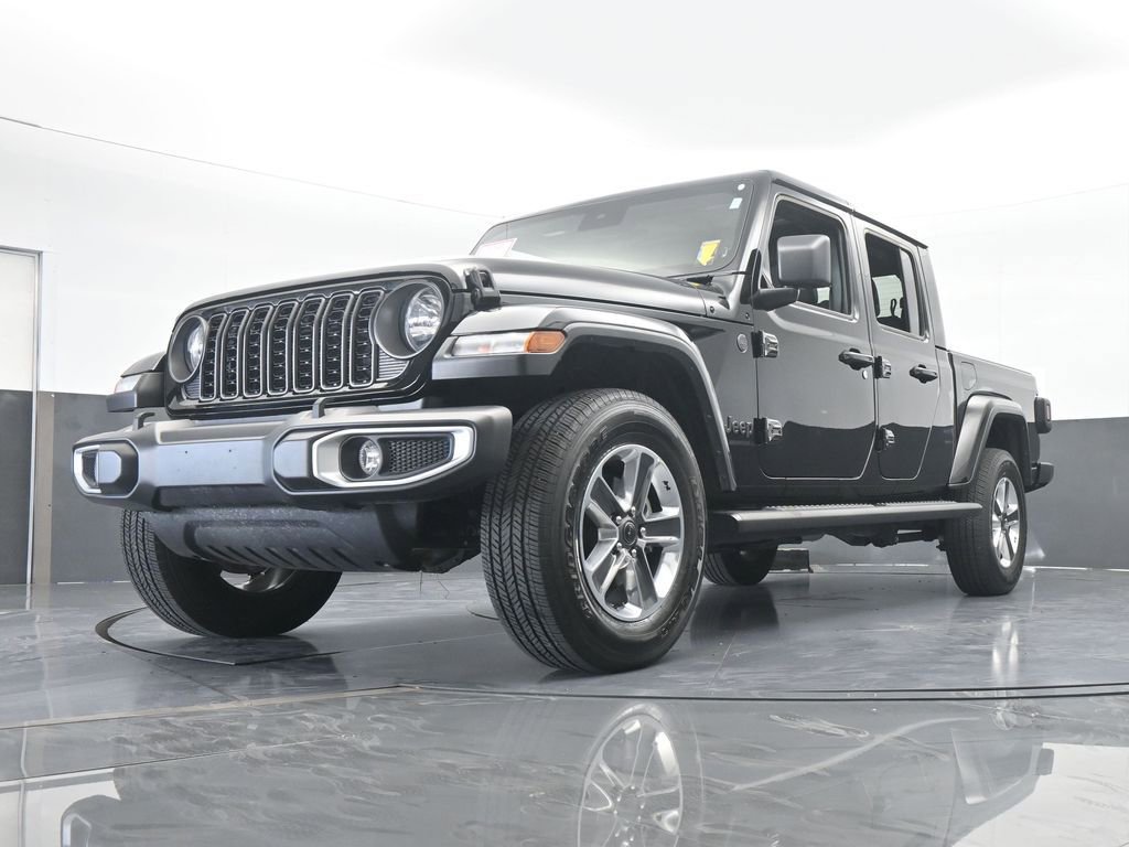 Used 2024 Jeep Gladiator Sport w/ Premium Package image 57