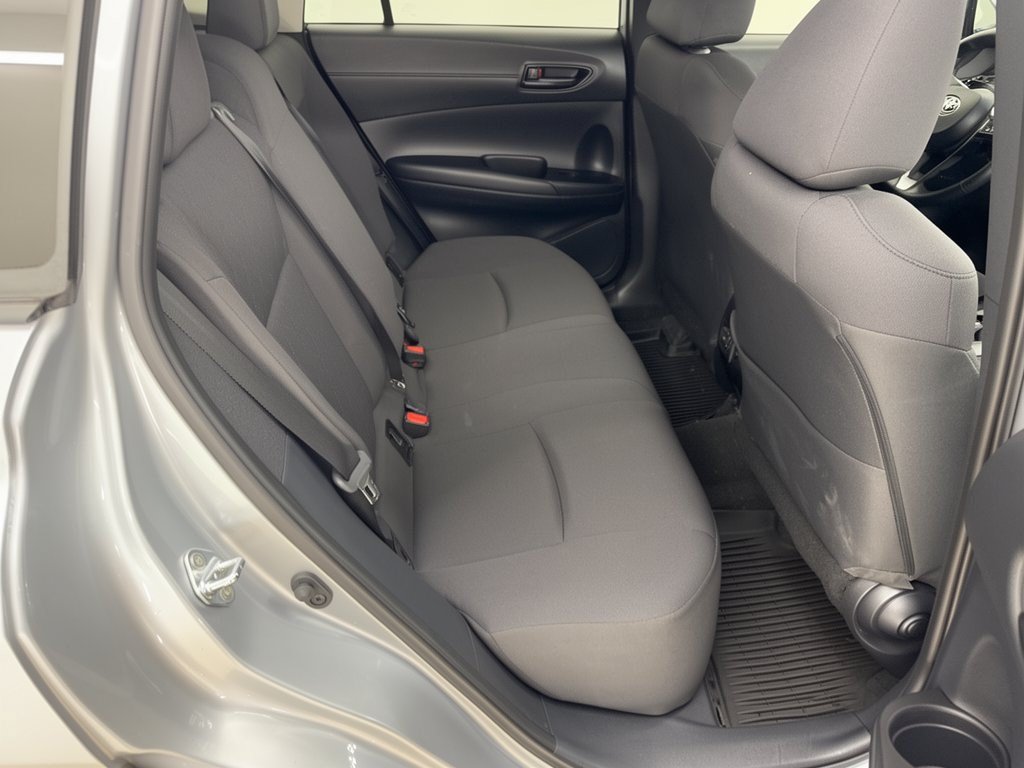 Used 2024 Toyota Corolla Cross LE FWD image 29