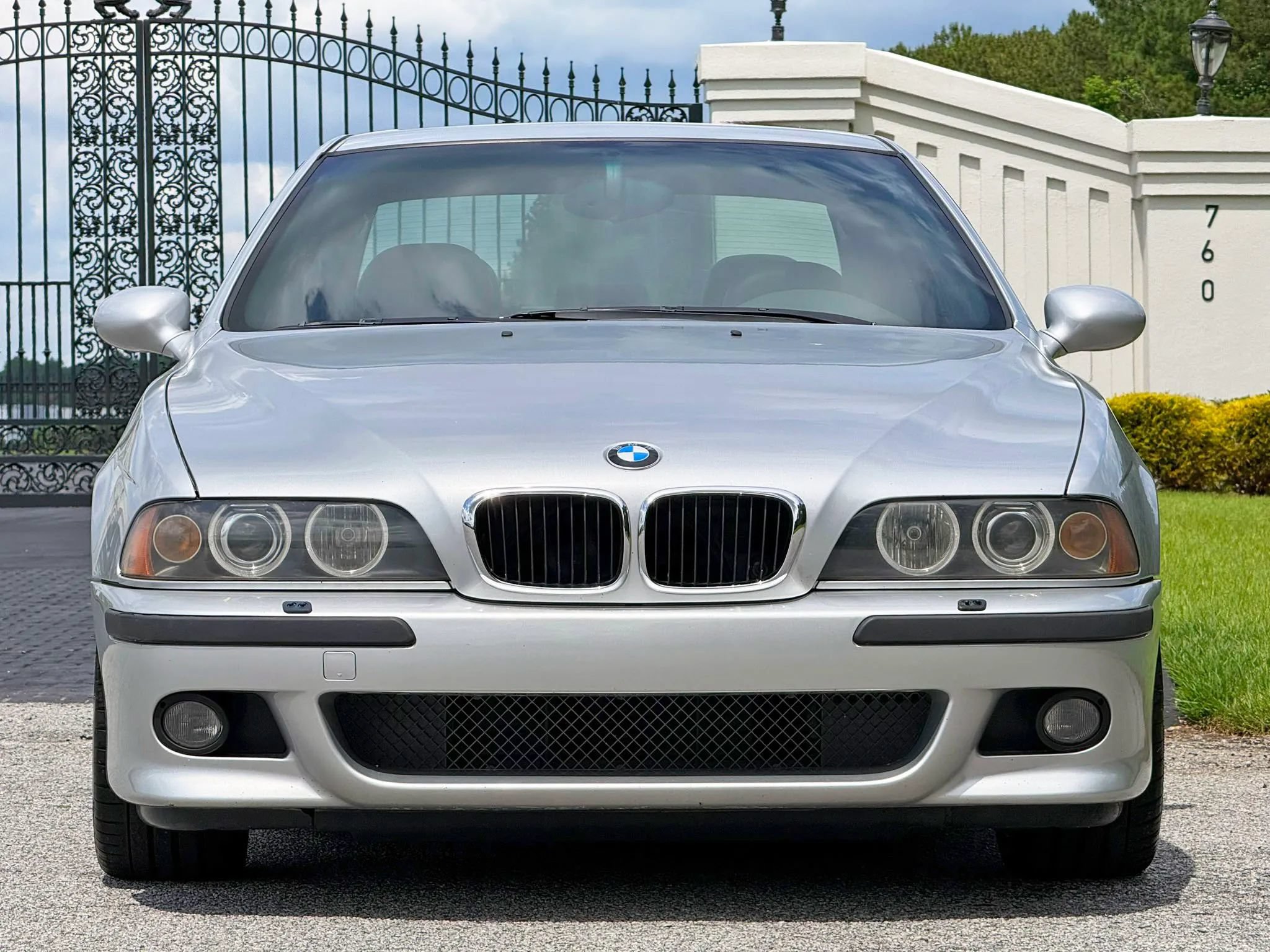 Used 2000 BMW M5 RWD image 3