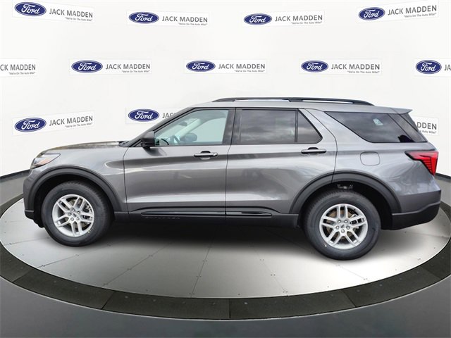 New 2026 Ford Explorer Active image 2