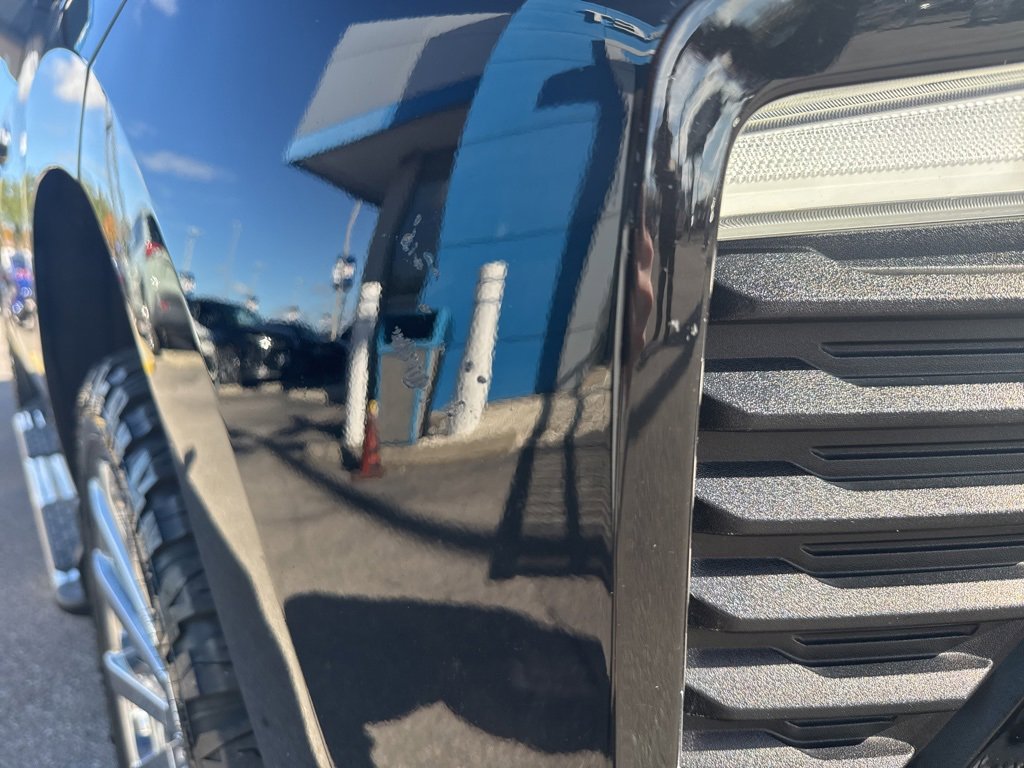 Used 2023 Chevrolet Silverado 1500 LT image 6