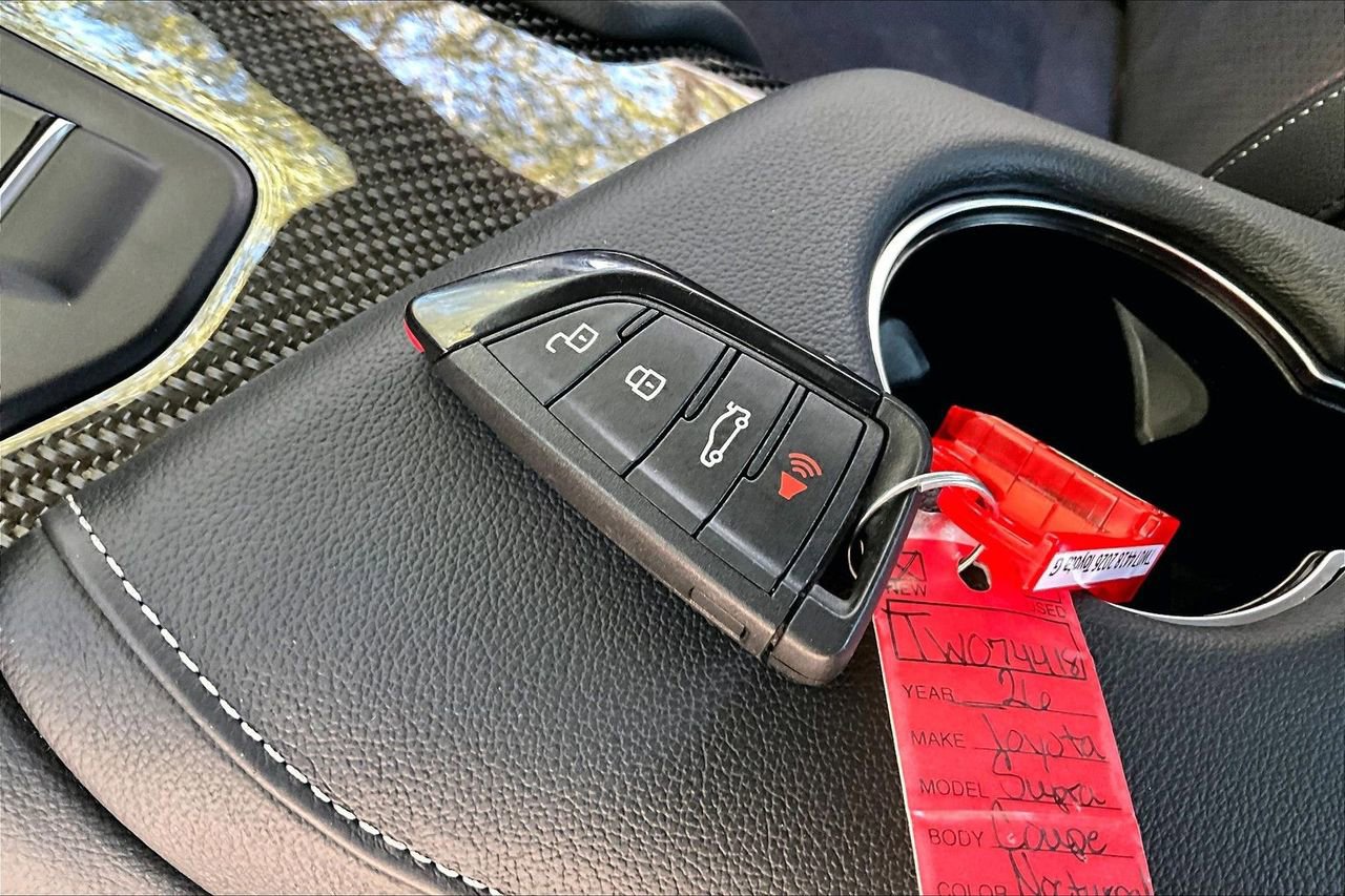 Used 2026 Toyota Supra w/ Driver Assist Package image 28