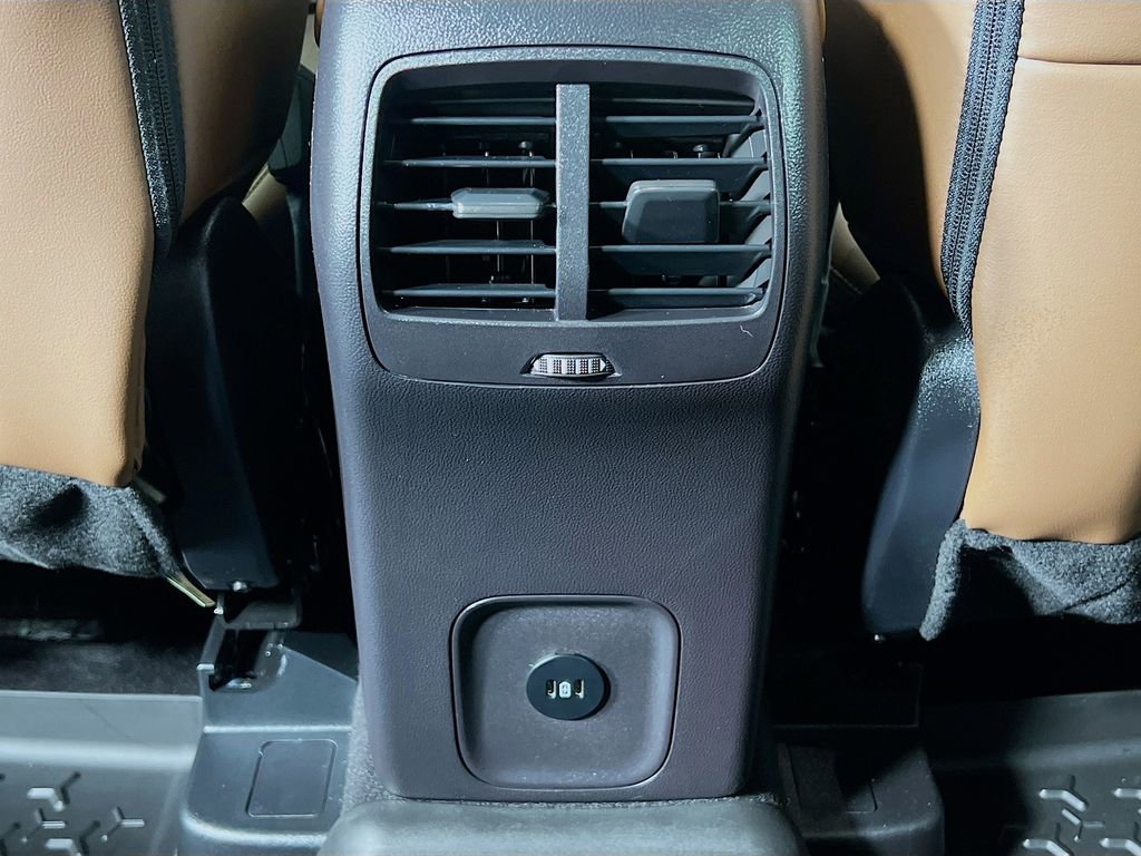Used 2025 Ford Bronco Sport Outer Banks AWD/4WD image 29