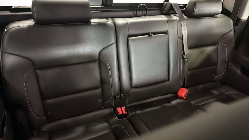 Used 2015 Chevrolet Silverado 1500 LTZ AWD/4WD image 9