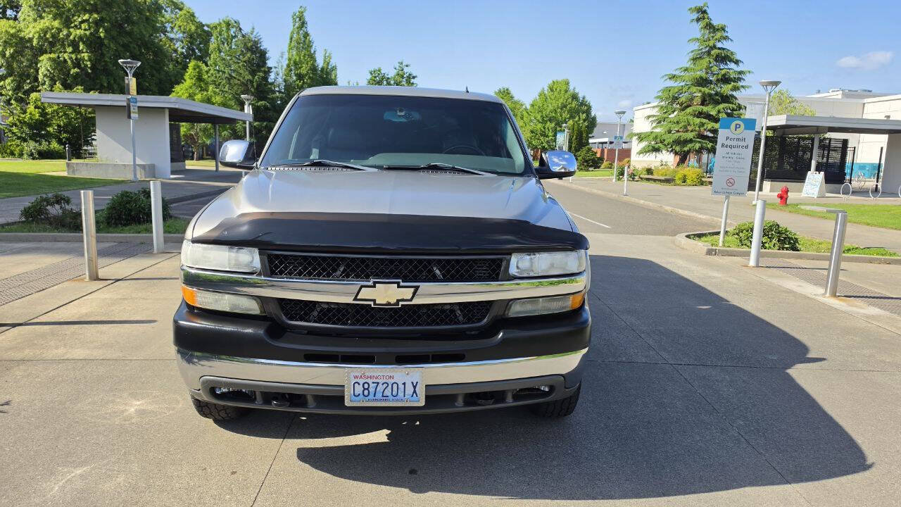 Used 2001 Chevrolet Silverado 2500 LT w/ Off-Road Skid Plate Pkg AWD/4WD image 2