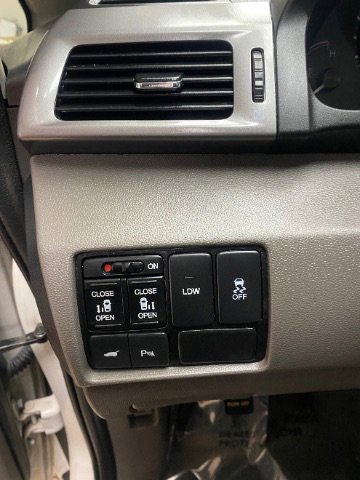 Used 2017 Honda Odyssey Touring Elite image 32