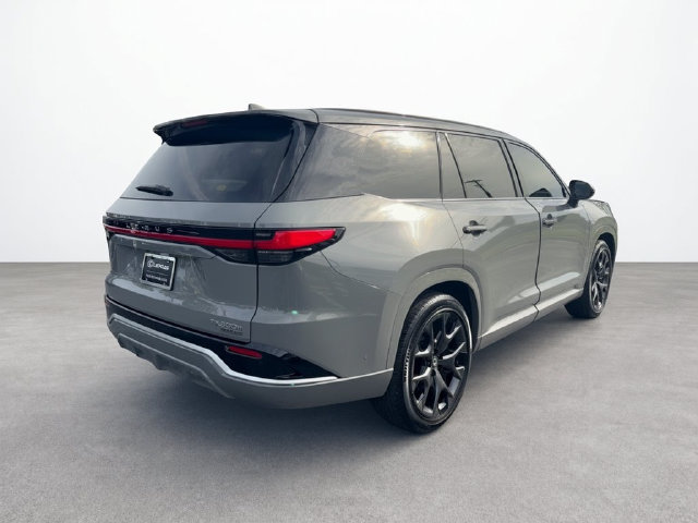 New 2026 Lexus TX 500h AWD image 5