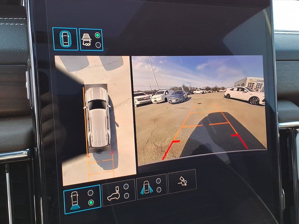 Used 2025 GMC Yukon Denali Ultimate w/ LPO, Floor Liner Package image 24