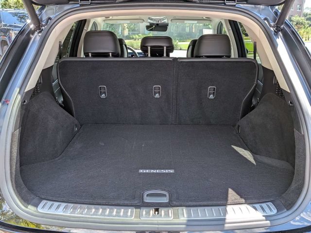 Used 2026 Genesis GV70 2.5T Advanced AWD/4WD image 13