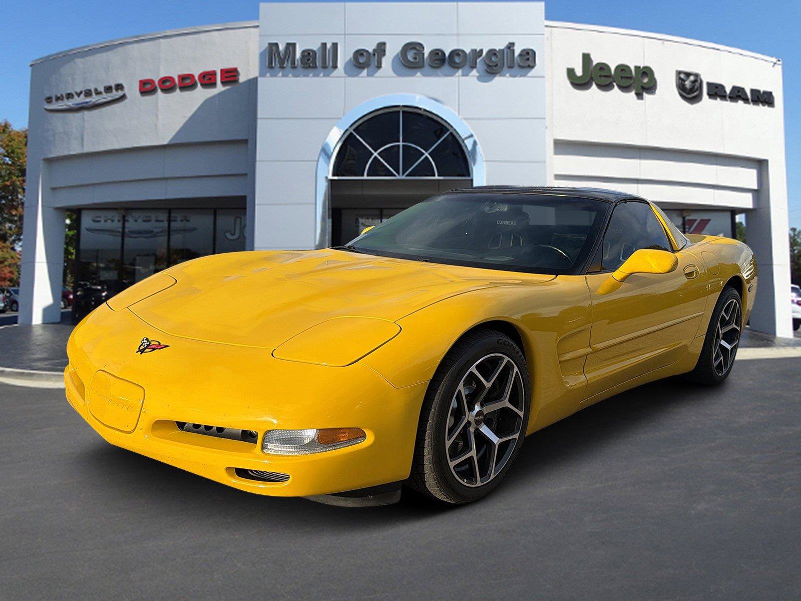 Used 2001 Chevrolet Corvette Coupe w/ Preferred Equipment Group2 RWD image 1