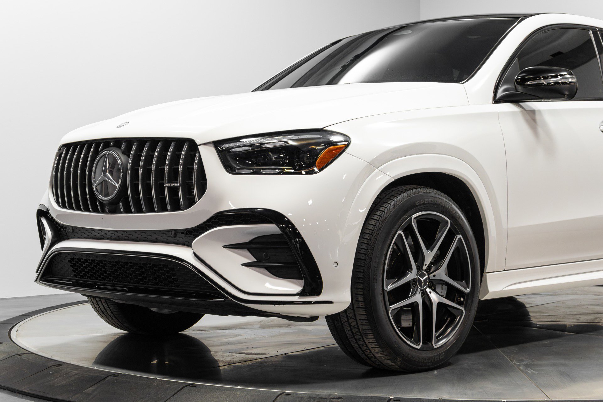 Used 2024 Mercedes-Benz GLE 53 AMG 4MATIC Coupe image 4