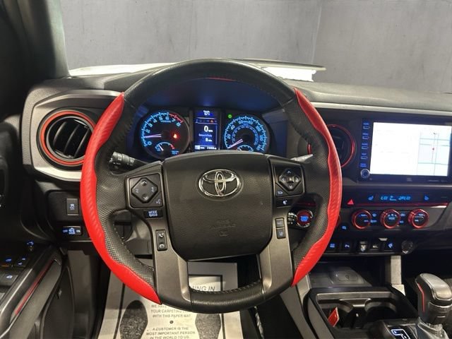 Used 2021 Toyota Tacoma TRD Pro AWD/4WD image 14
