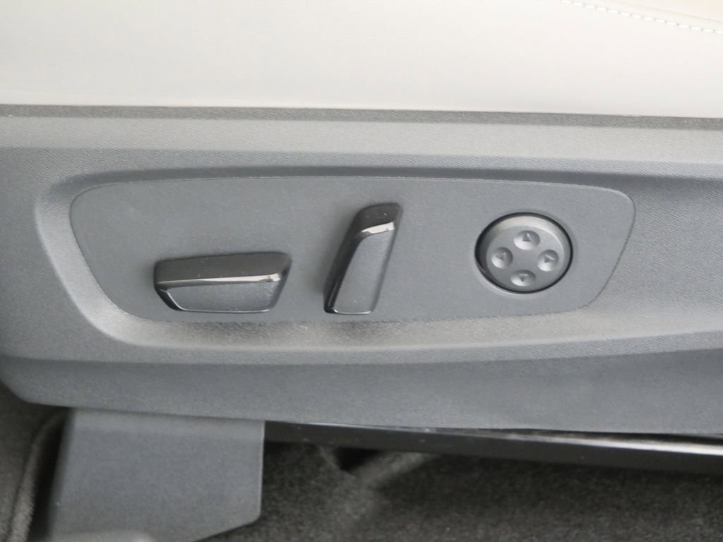 New 2026 INFINITI QX60 Autograph w/ Dark Cargo Package image 13