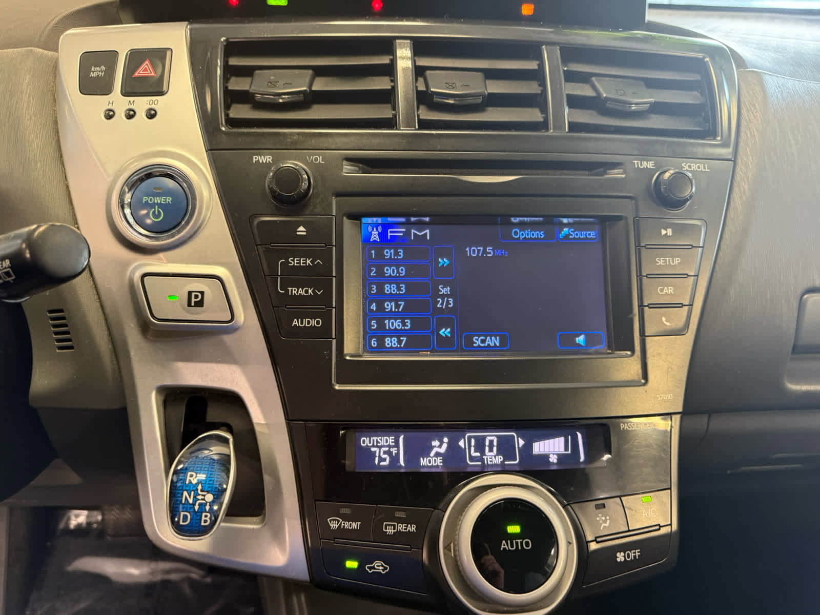 Used 2013 Toyota Prius V Two FWD image 14