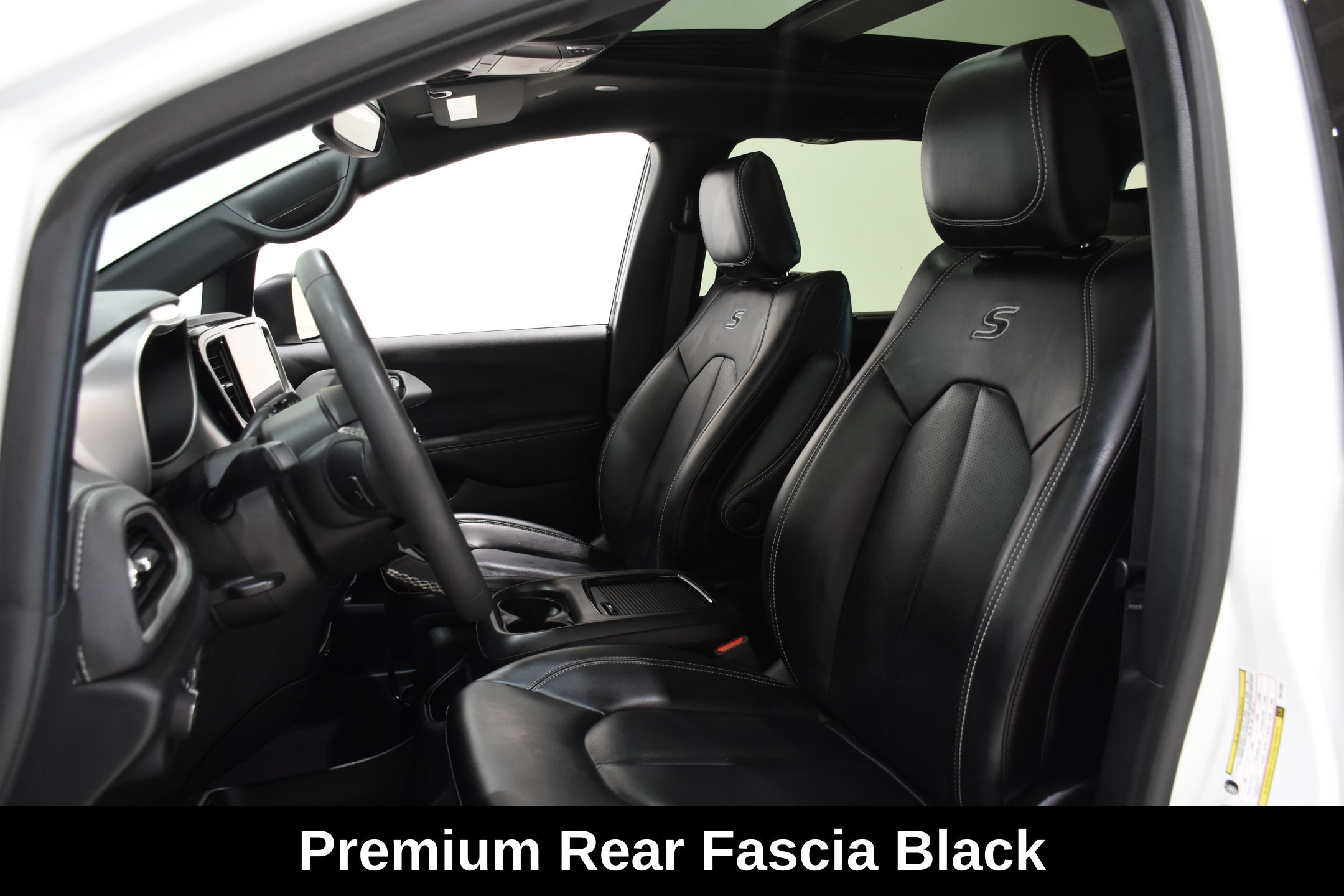 Used 2023 Chrysler Pacifica Touring-L w/ S Appearance Package AWD/4WD image 27