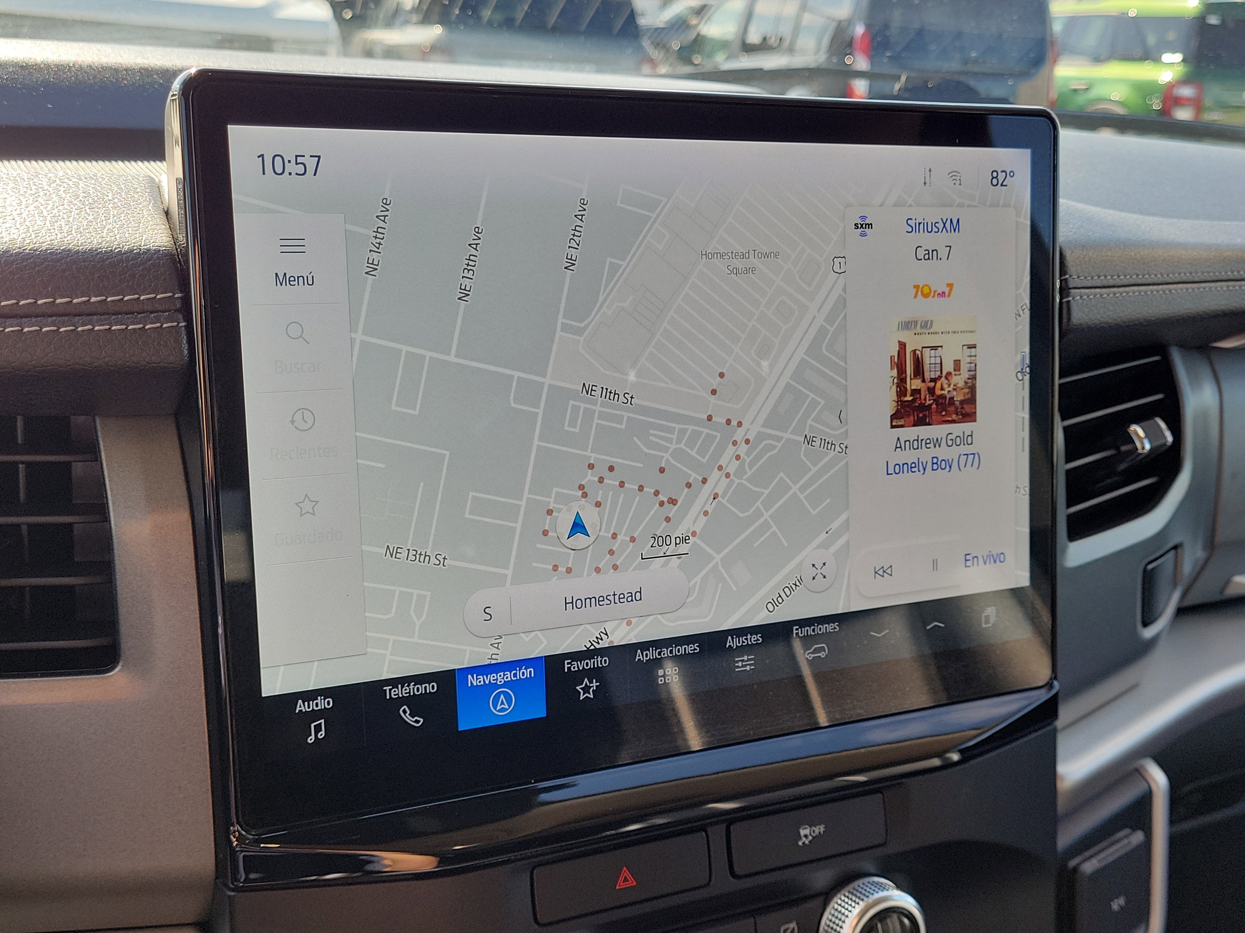 Used 2023 Ford Expedition Max XLT image 8