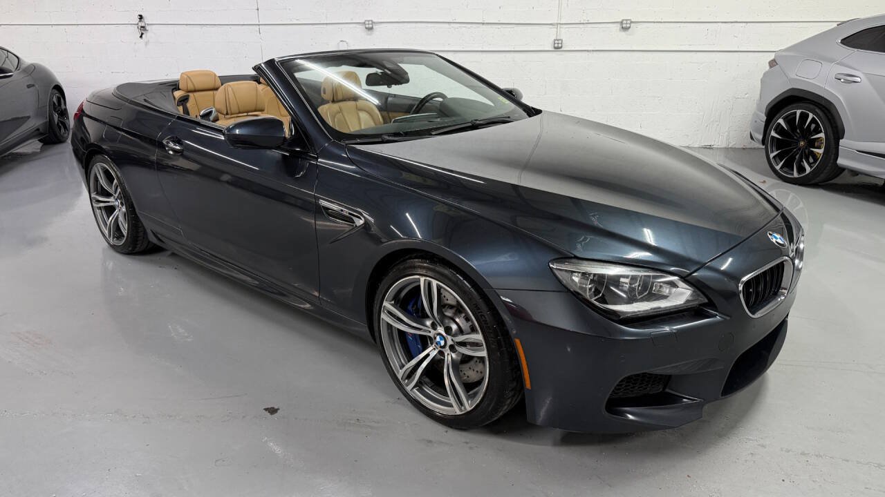 Used 2013 BMW M6 Convertible RWD image 2