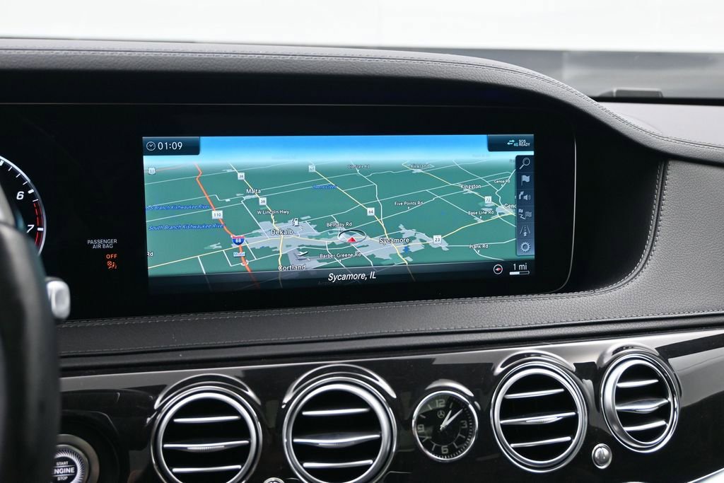 Used 2019 Mercedes-Benz S 560 4MATIC Sedan image 16