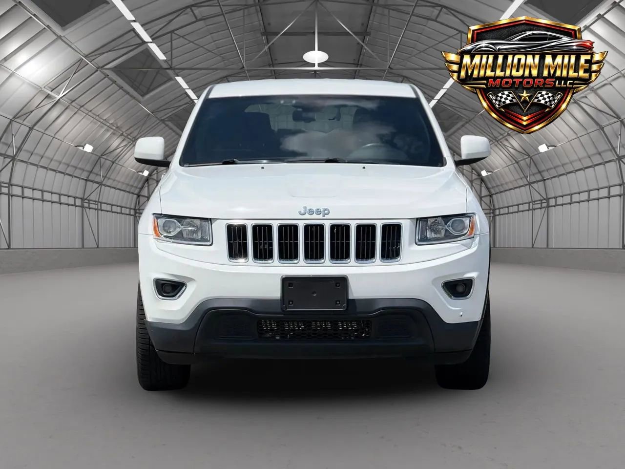 Used 2014 Jeep Grand Cherokee Laredo w/ 18" Wheel & 8.4" Radio Group AWD/4WD image 5