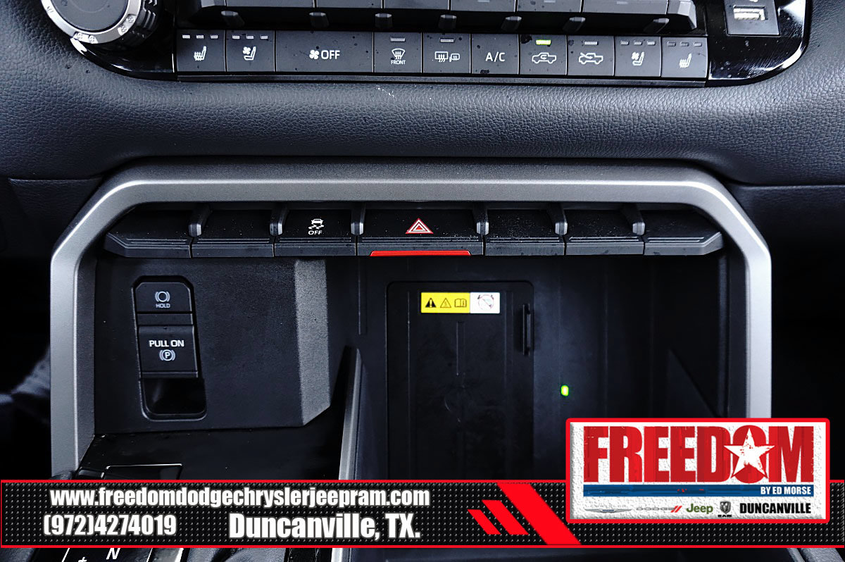 Used 2024 Toyota Tundra Limited w/ Power Package AWD/4WD image 22