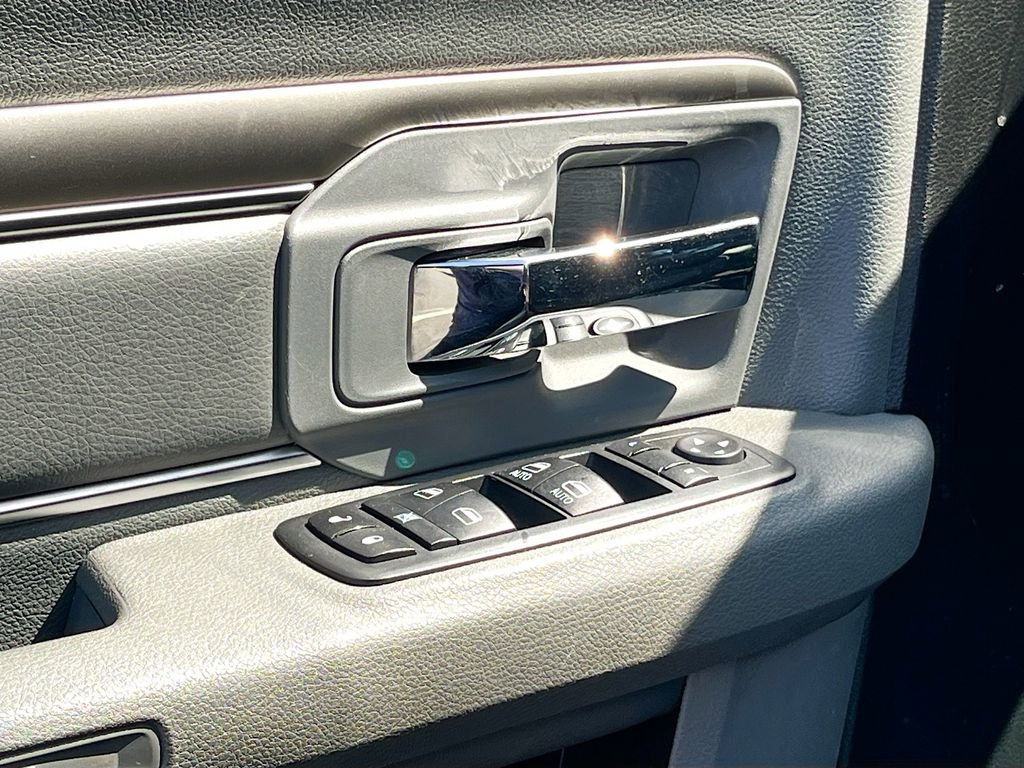 Certified 2020 RAM 1500 Classic Warlock AWD/4WD image 16