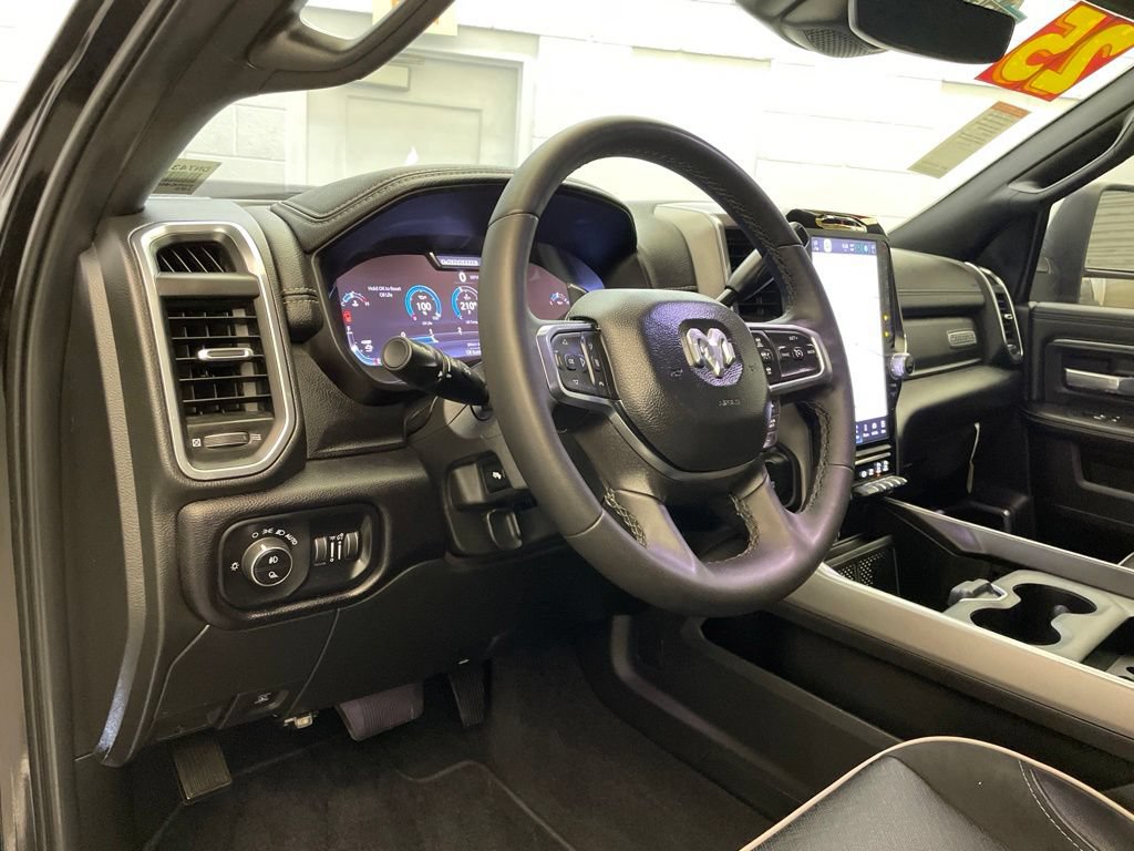 Certified 2025 RAM 2500 Laramie AWD/4WD image 20