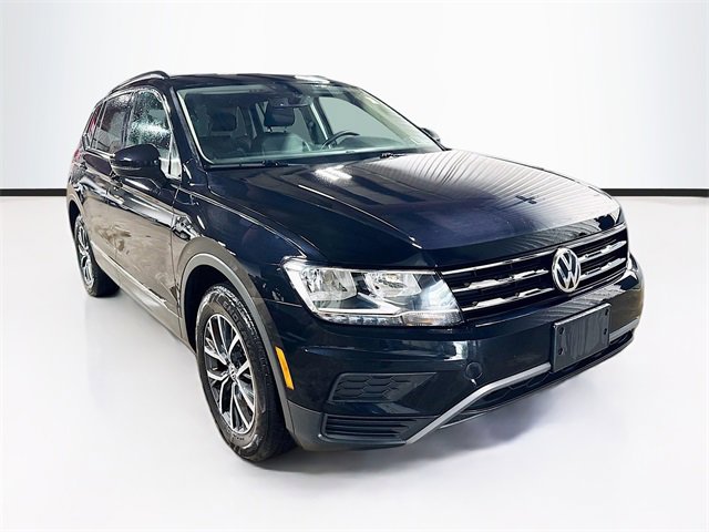 Used 2020 Volkswagen Tiguan SE w/ Panoramic Sunroof Package video 1