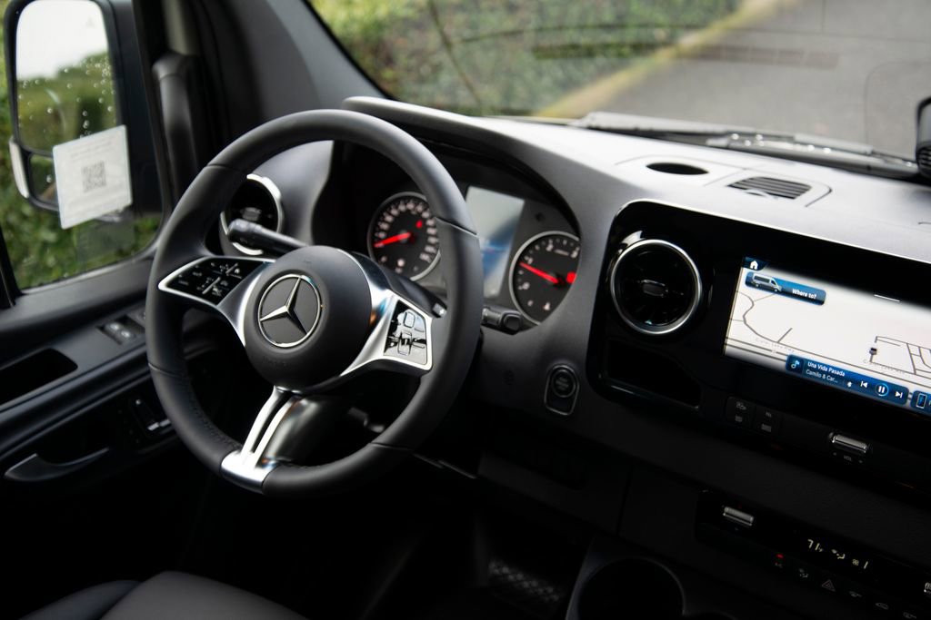 New 2026 Mercedes-Benz Sprinter 2500 image 18