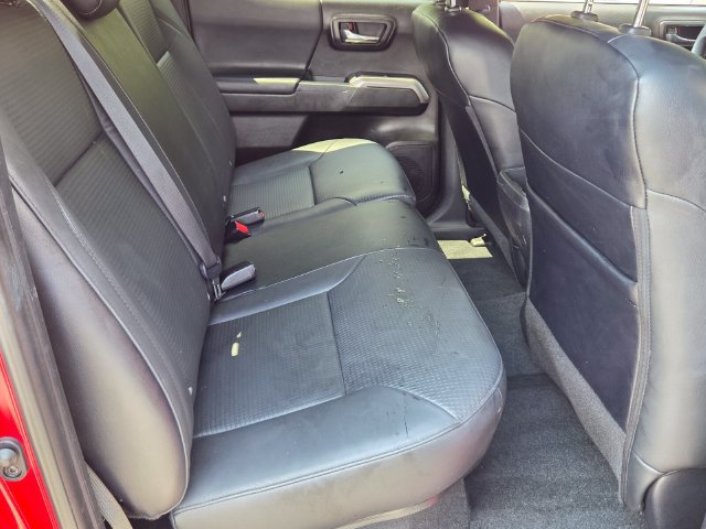 Used 2022 Toyota Tacoma Limited AWD/4WD image 18