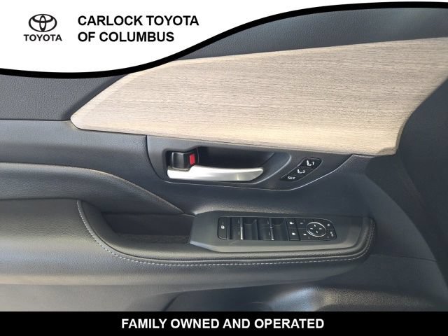 Used 2026 Toyota Grand Highlander AWD Hybrid image 11