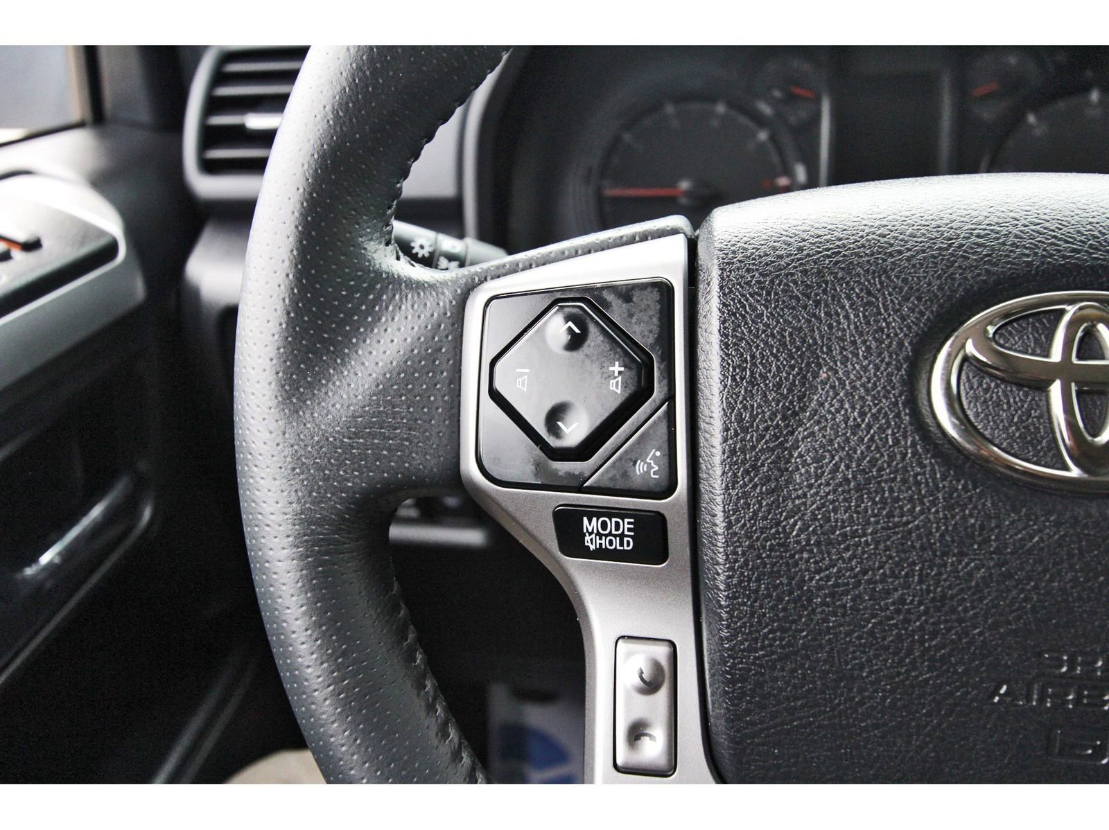 Used 2022 Toyota 4Runner SR5 Premium w/ Moonroof Package image 24