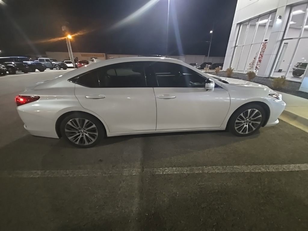 Used 2021 Lexus ES 350 w/ Premium Package image 26